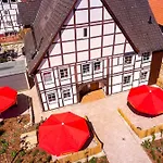 Appartement Am Schlosspark 4 *