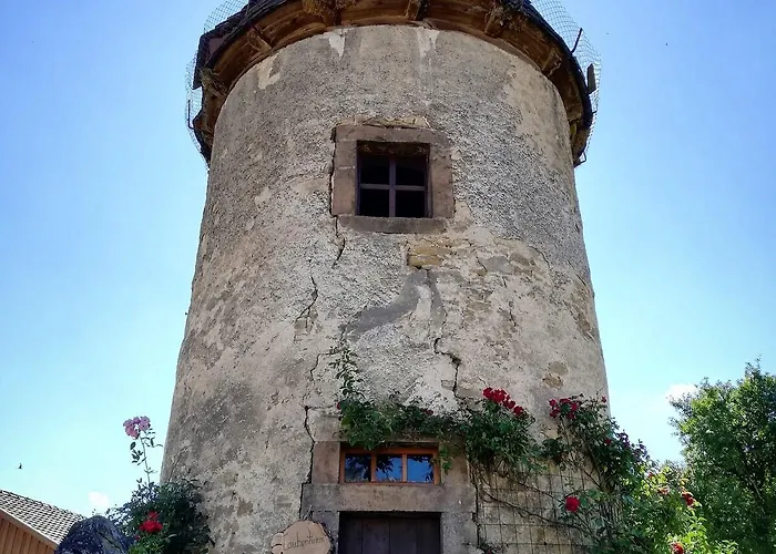 Am Schlosspark 4 * Brakel